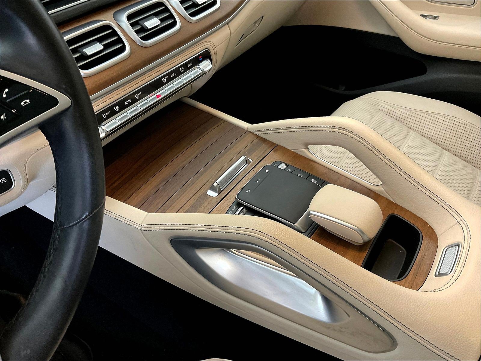 Certified 2024 Mercedes-Benz GLE 450 4MATIC image 18