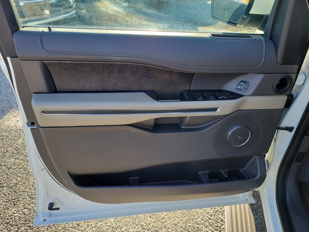 Used 2021 Ford Expedition Limited RWD image 22