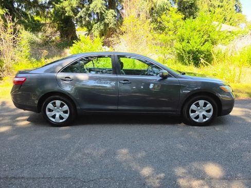 Used 2008 Toyota Camry LE FWD image 6