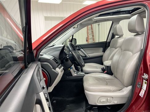 Used 2014 Subaru Forester 2.5i Limited image 20