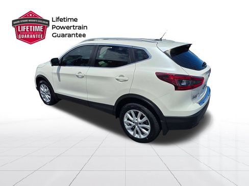 Used 2022 Nissan Rogue Sport SV w/ Technology Package AWD/4WD image 3