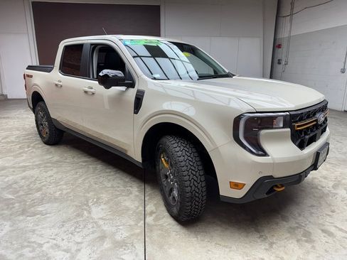 Used 2025 Ford Maverick Tremor image 7