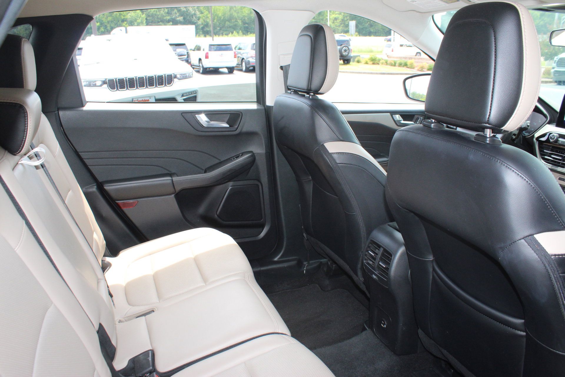Used 2021 Ford Escape SEL FWD image 29