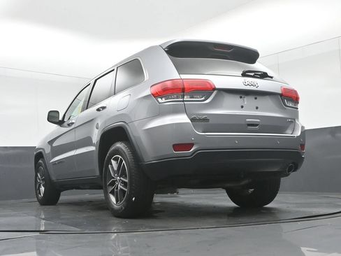 Used 2017 Jeep Grand Cherokee Limited AWD/4WD image 57