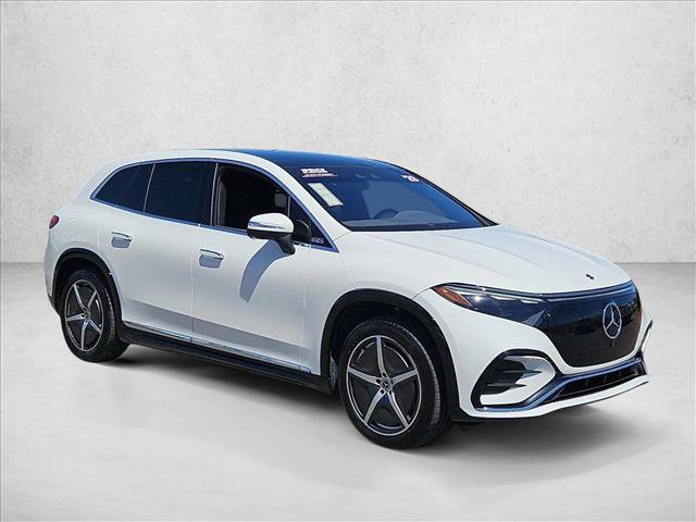 Certified 2023 Mercedes-Benz EQS 580 4MATIC SUV image 3