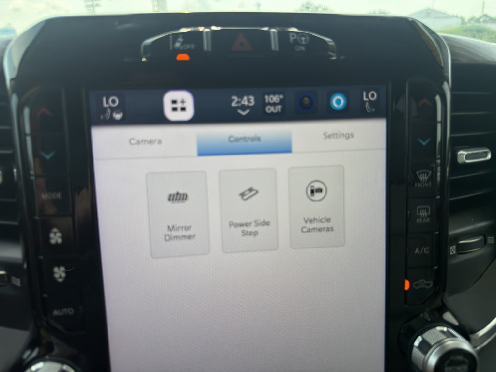 Used 2022 RAM 1500 Limited AWD/4WD image 18