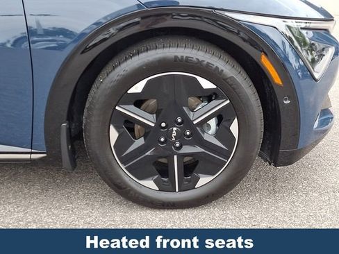 Used 2025 Kia EV6 Wind RWD image 10