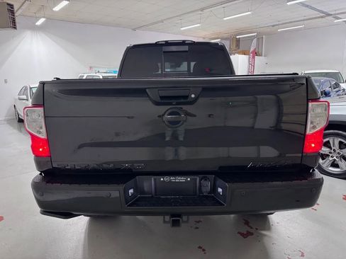 Used 2019 Nissan Titan PRO-4X w/ Pro-4x Utility Package AWD/4WD image 4