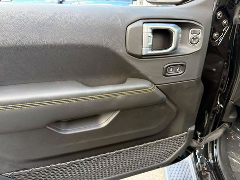 New 2026 Jeep Wrangler Unlimited Sahara AWD/4WD image 11