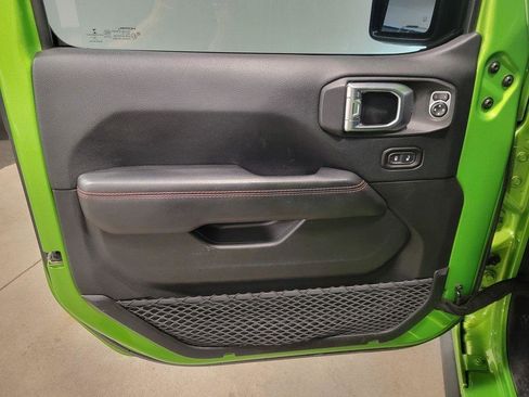 Used 2018 Jeep Wrangler Unlimited Rubicon image 19