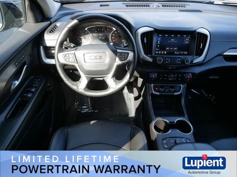 Used 2024 GMC Terrain SLT AWD/4WD image 17