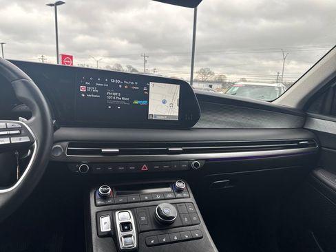 Used 2024 Hyundai Palisade Limited image 18