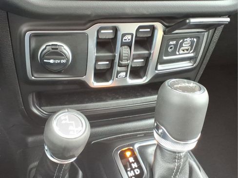 New 2026 Jeep Gladiator Sport image 24