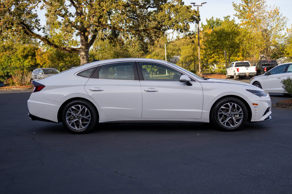 Used 2023 Hyundai Sonata SEL w/ Cargo Package FWD image 6