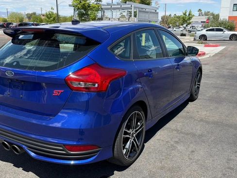 Used 2015 Ford Focus ST FWD image 5
