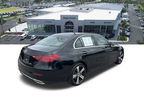 Used 2025 Mercedes-Benz C 300 Sedan image 4