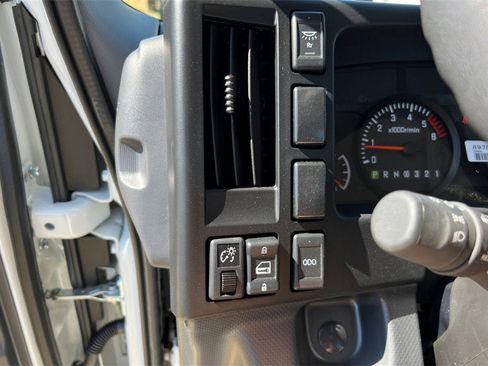 New 2025 Chevrolet Low Cab Forward 5500XG image 24