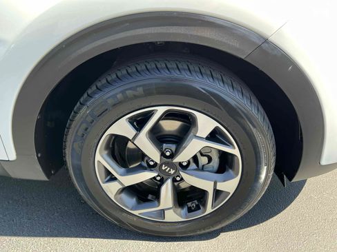 Used 2020 Kia Sportage LX FWD image 72
