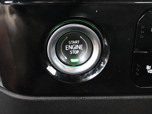 Used 2023 GMC Sierra 1500 Elevation AWD/4WD image 12