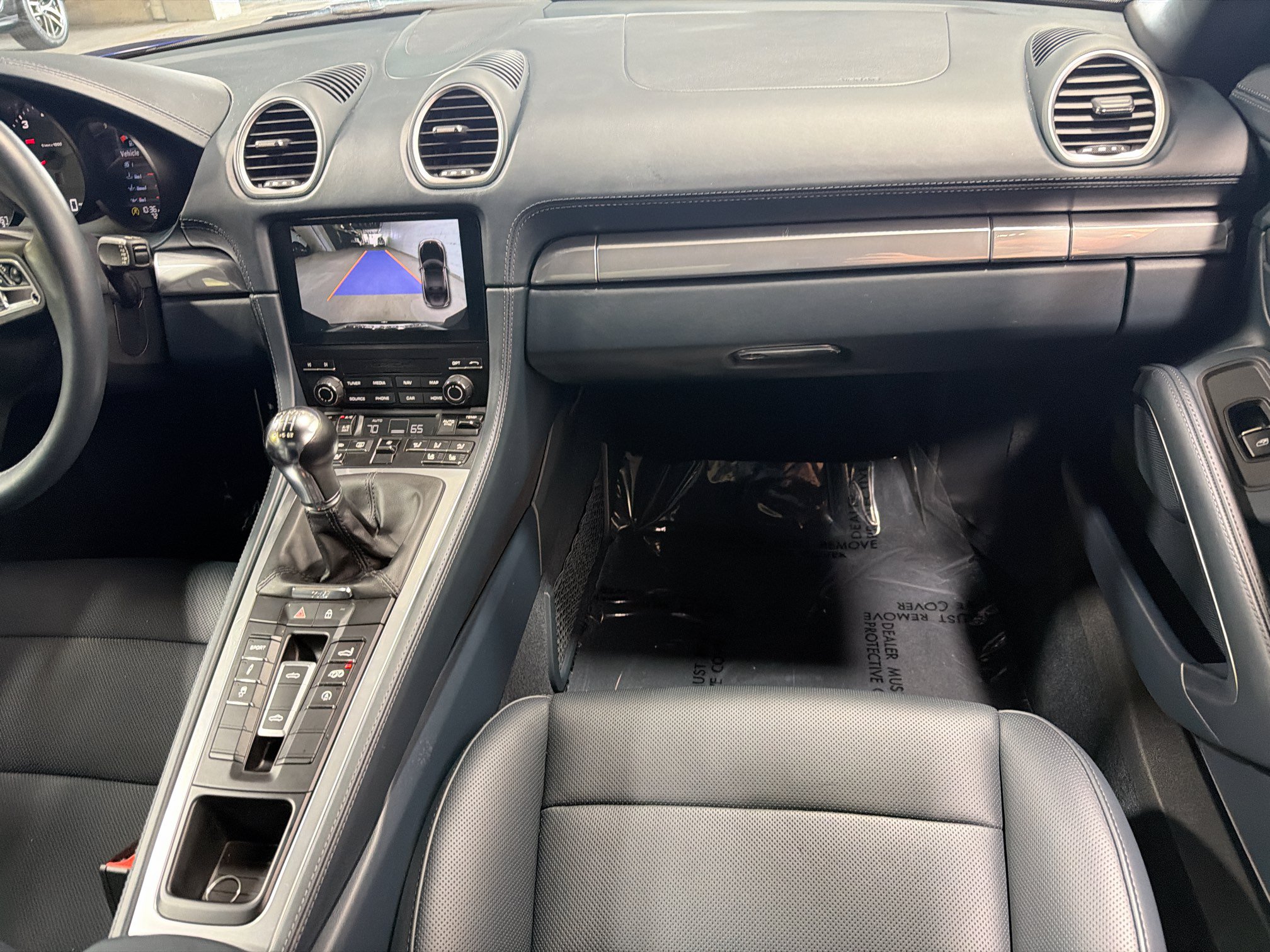 Certified 2024 Porsche 718 Boxster S RWD image 17