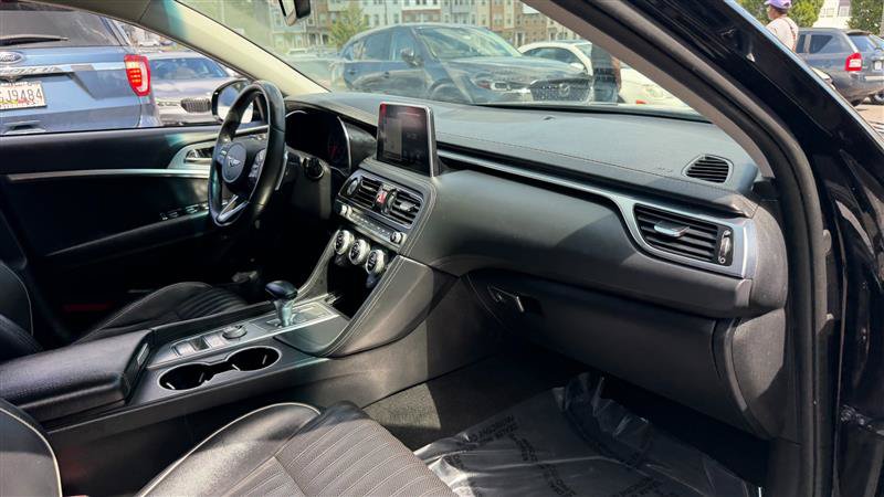 Used 2020 Genesis G70 3.3T w/ Elite Package AWD/4WD image 15