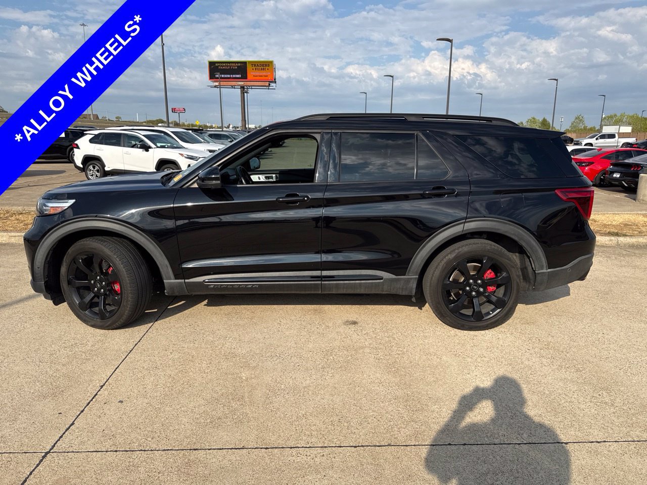 Used 2021 Ford Explorer ST w/ Equipment Group 401A AWD/4WD image 3