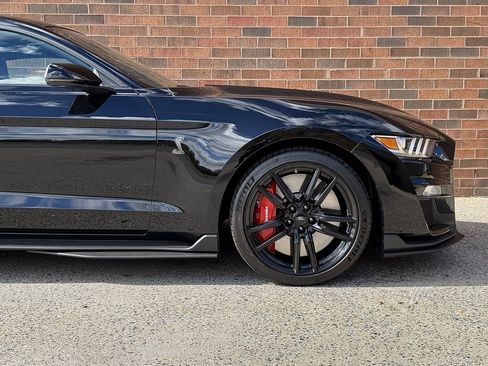 Used 2021 Ford Mustang Shelby GT500 w/ Technology Package image 11