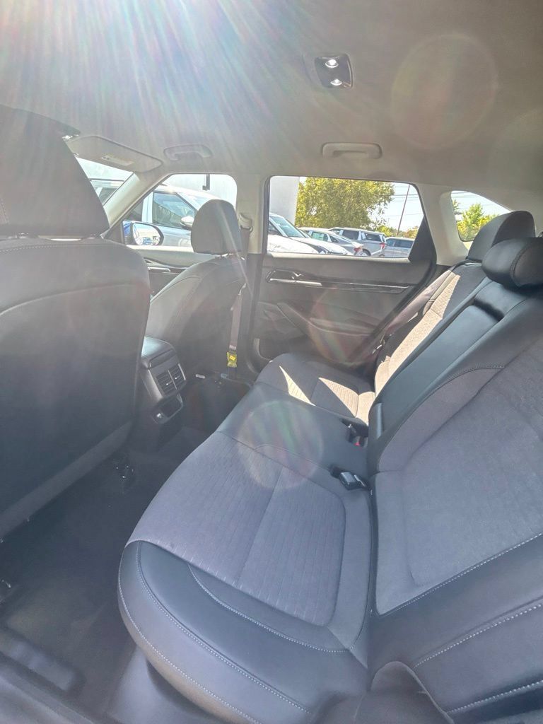 Certified 2023 Kia Seltos S w/ Navigation Package AWD/4WD image 18
