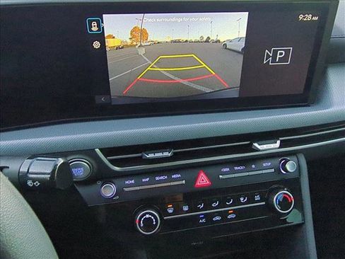 Used 2025 Hyundai Sonata SE image 13