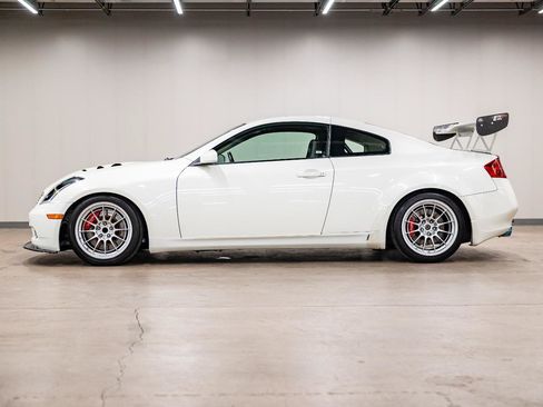 Used 2003 INFINITI G35 Coupe w/ Premium Pkg RWD image 24