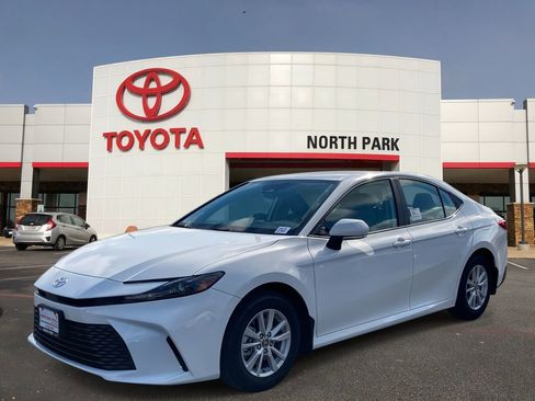 New 2026 Toyota Camry LE image 1