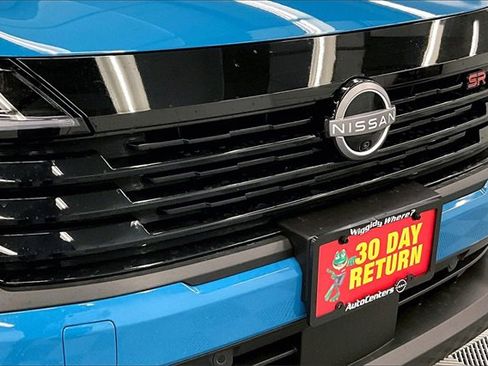 New 2025 Nissan Kicks SR w/ SR Premium Package image 15