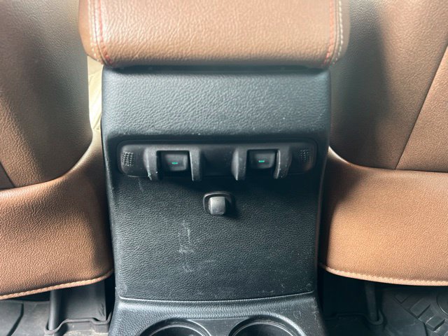 Used 2016 Jeep Wrangler Unlimited Sahara AWD/4WD image 14