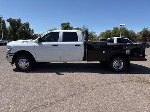 New 2024 RAM 3500 Tradesman w/ Chrome Appearance Group image 5