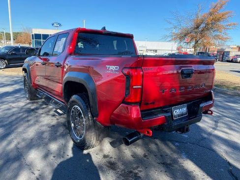 Used 2024 Toyota Tacoma TRD Sport image 5