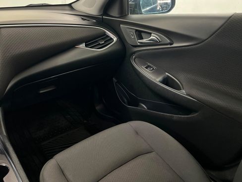 Used 2021 Chevrolet Malibu LT FWD image 11