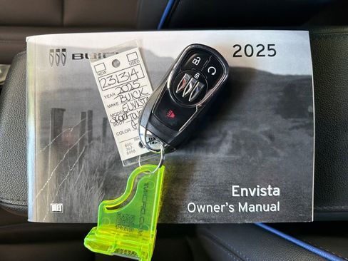 Used 2025 Buick Envista Sport Touring FWD image 35