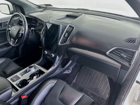 Used 2022 Ford Edge ST image 30