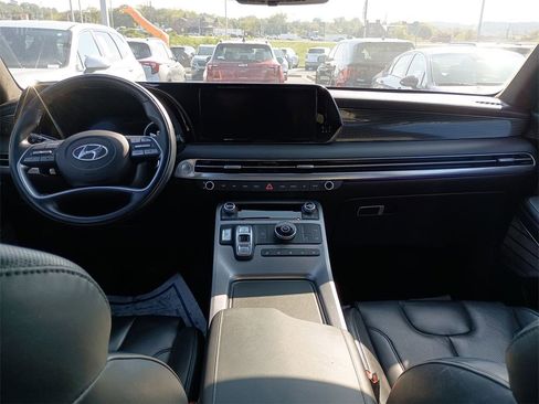 Used 2023 Hyundai Palisade Calligraphy image 10