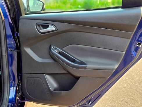 Used 2016 Ford Focus ST FWD image 41
