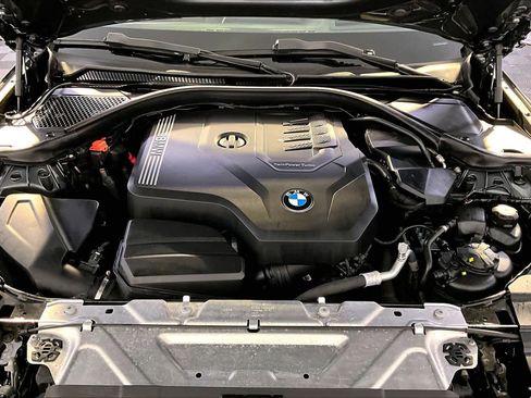 Used 2019 BMW 330i xDrive Sedan w/ M Sport Package AWD/4WD image 30
