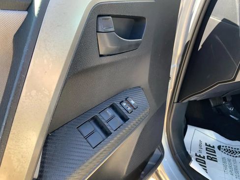 Used 2014 Toyota RAV4 LE FWD image 18