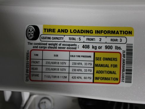 Used 2017 Lincoln MKX Select w/ Select Plus Package image 40