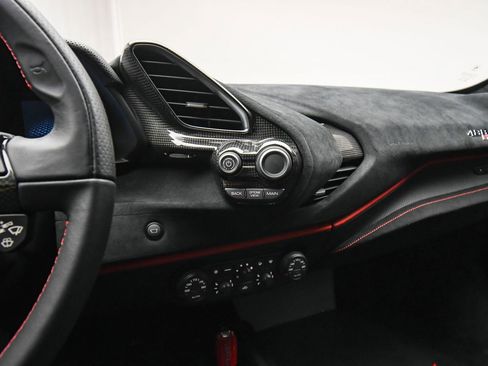 Used 2020 Ferrari 488 Pista Coupe RWD image 46