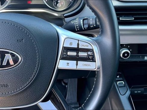 Used 2021 Kia Telluride S FWD image 17