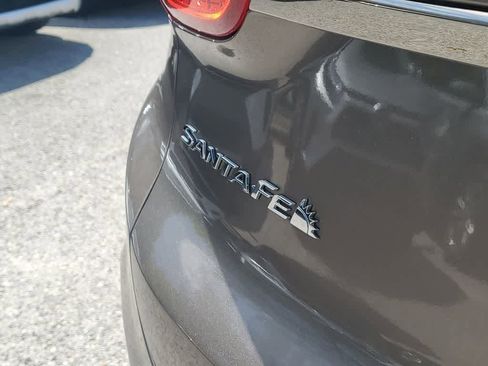 Used 2020 Hyundai Santa Fe Limited image 7