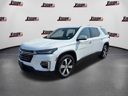 Used 2023 Chevrolet Traverse LT w/ LT Premium Package