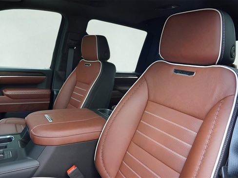 New 2026 GMC Sierra 3500 Denali Ultimate image 14