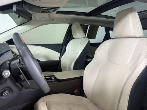 Used 2023 Lexus RX 350 FWD w/ Accessory Package image 5