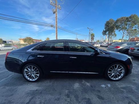 Used 2013 Cadillac XTS Platinum FWD image 4